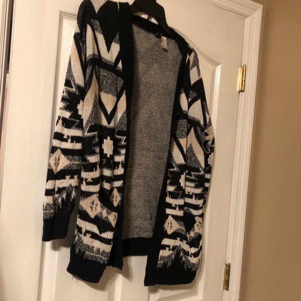 H&M Sweater